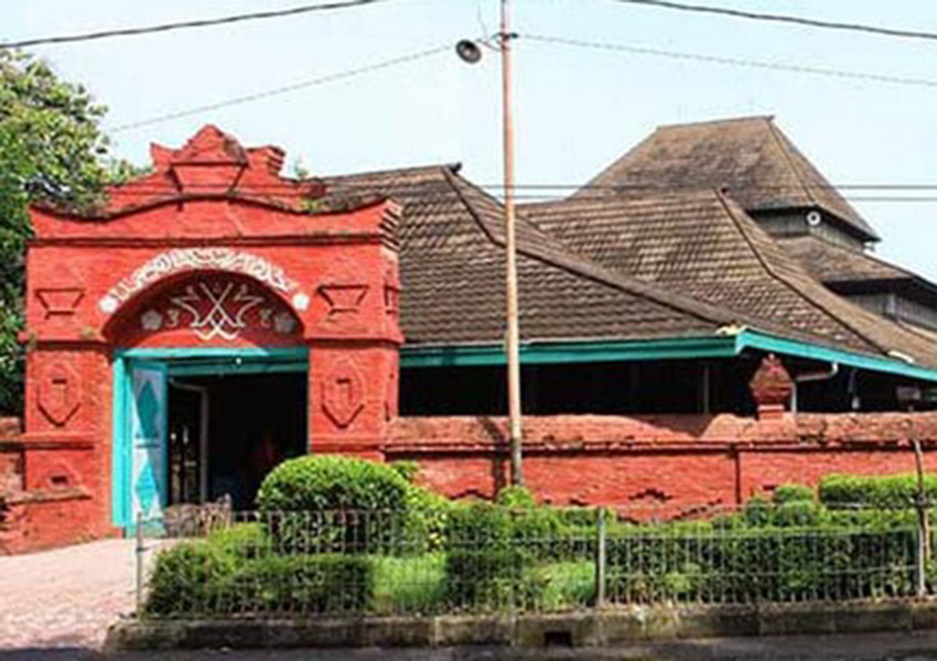 Masjid Agung Sang Cipta Rasa